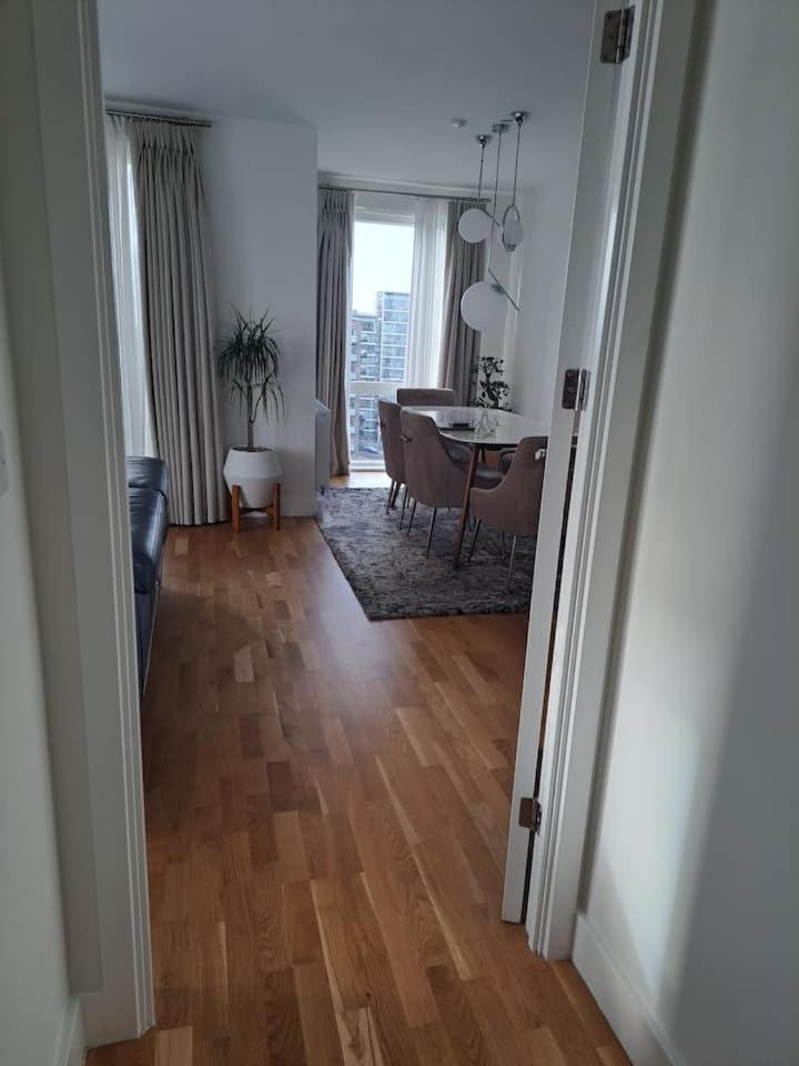 Cozy Double Room With Large En Suite Near Canary Wharf London With Amazing Views In A Shared Apartment 外观 照片